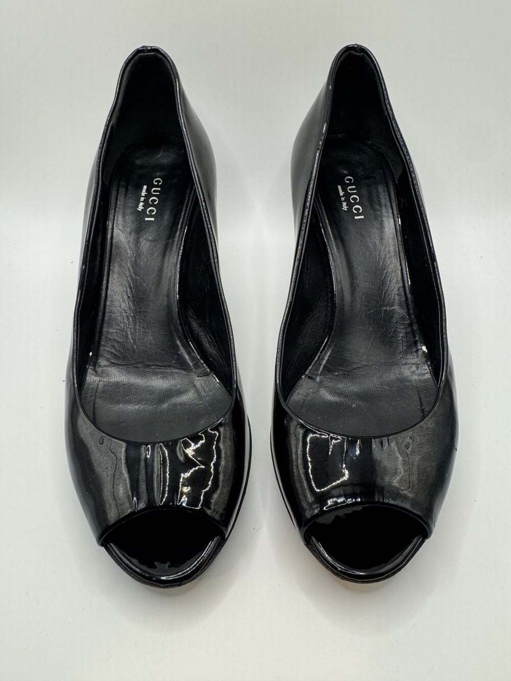 Authentic Gucci Patent Leather Peep-Toe Bamboo Heel Platform Pumps Black 37